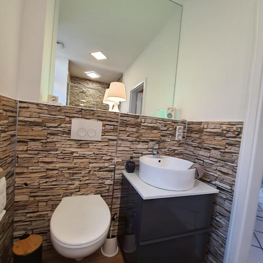 Eschenbeek Apartment Wuppertal